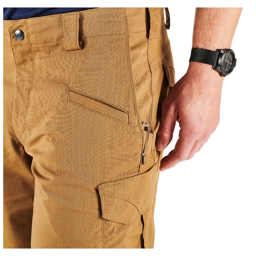 Celana Pendek STRYKE® 11"