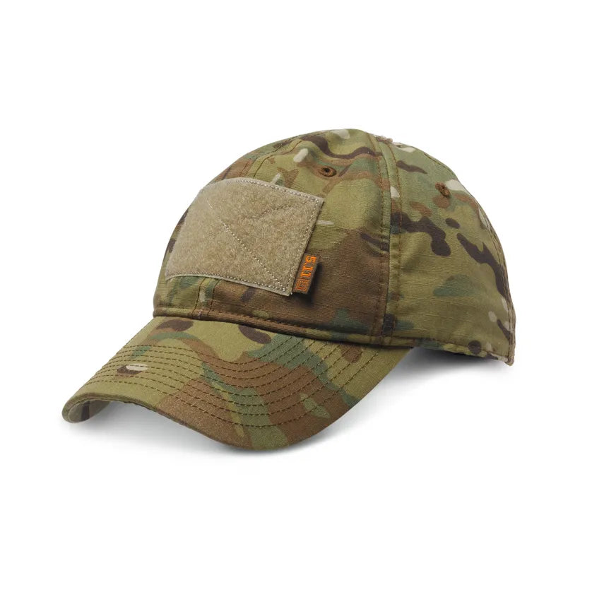 TOPI PEMBAWA BENDERA MULTICAM® 
