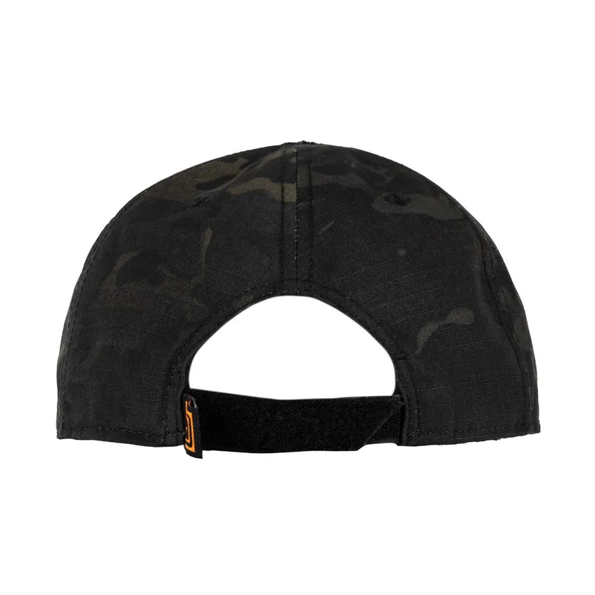TOPI PEMBAWA BENDERA MULTICAM® 