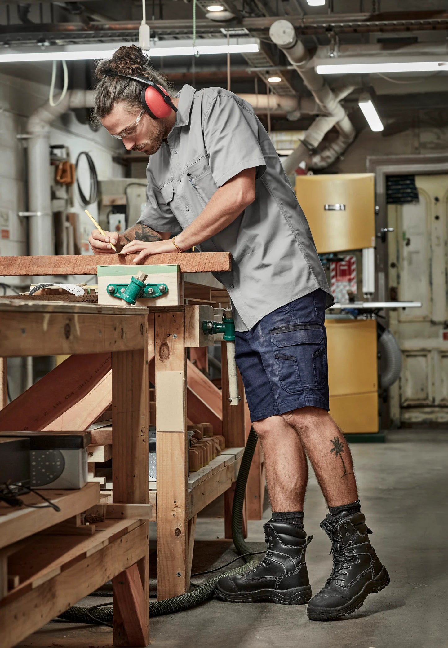Mens Lightweight Tradie Short Sleeve Shirt
