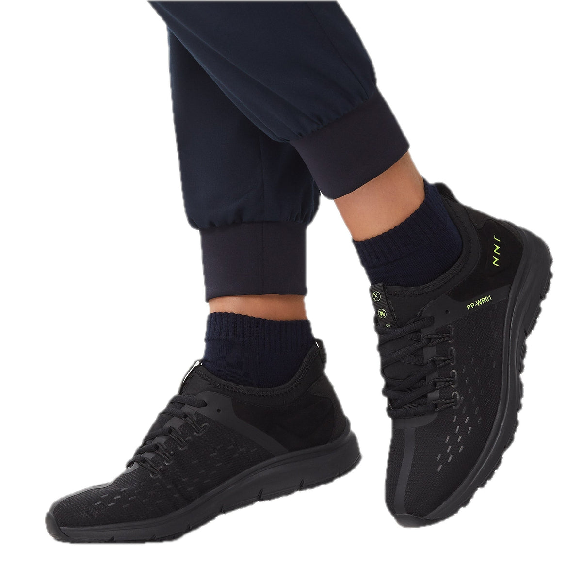 NNT Next-Gen Vigor Women's Healthcare Shoe (CAT0MF) – Black