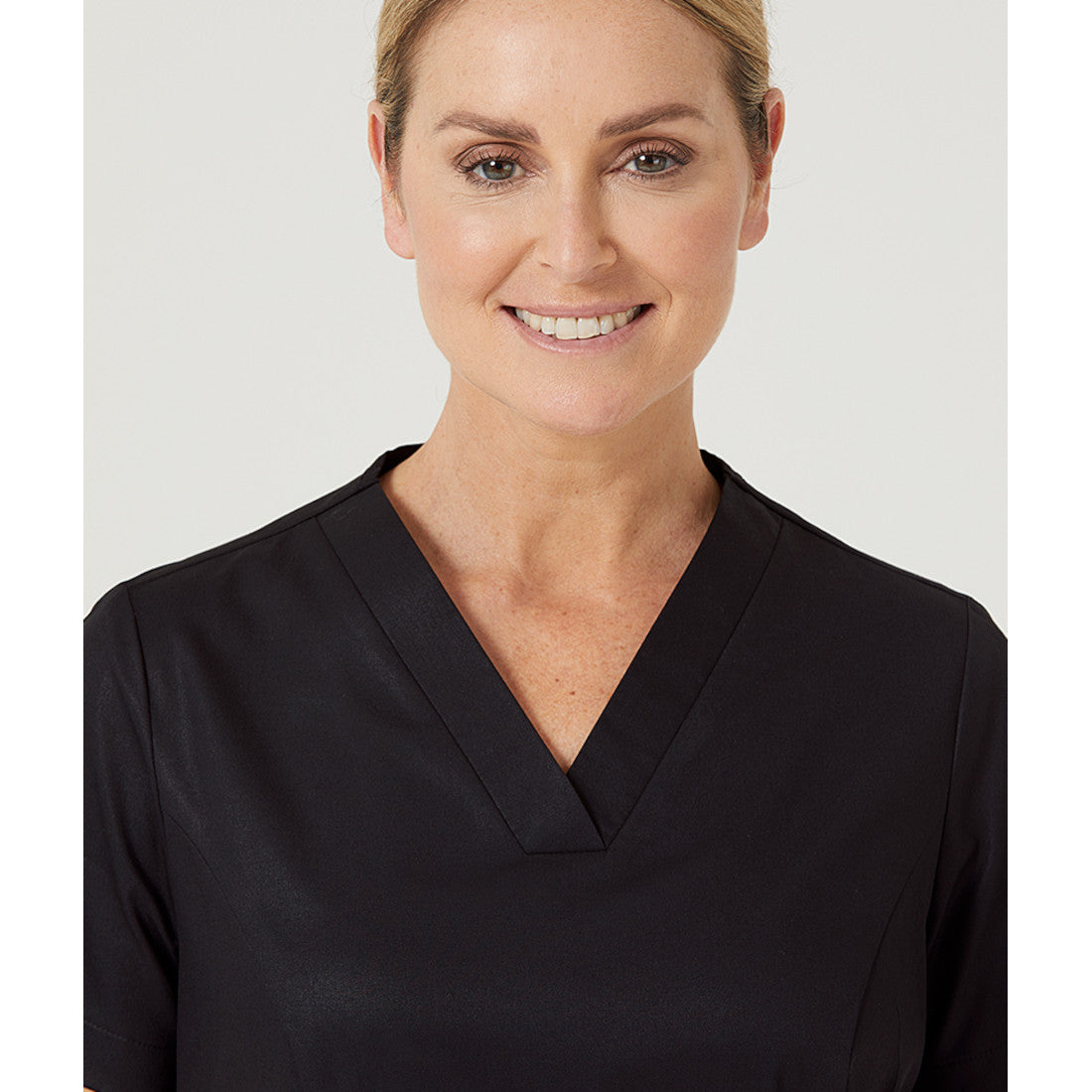 NNT Nightingale V-Neck Classic Scrub Top (CATU5F) – Black