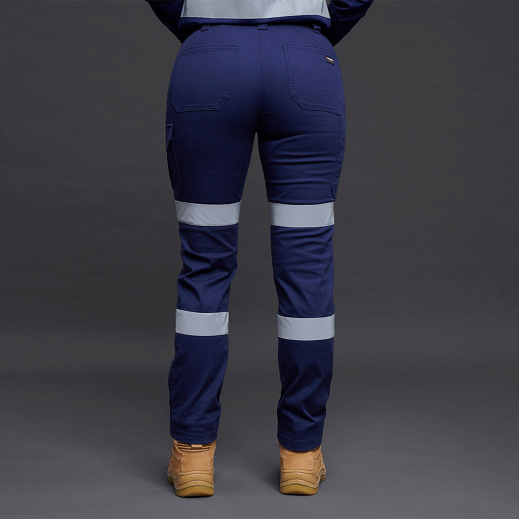 WOMEN'S STRETCH REFLECTIVE CARGO WORK PANTS