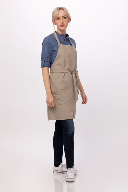 Celemek Bib Logan