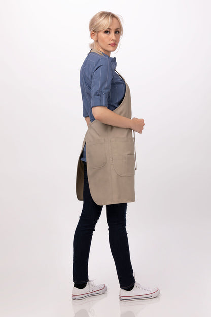 Celemek Bib Logan