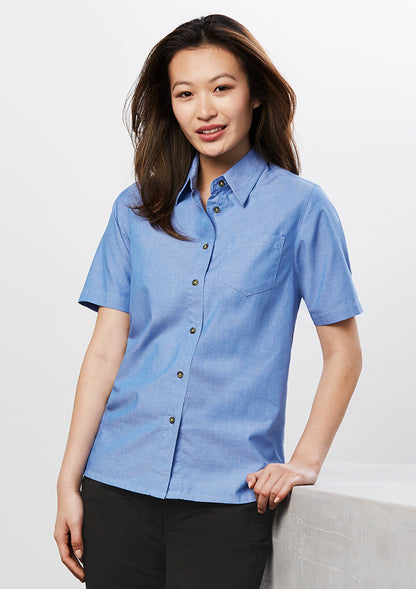 Camisa feminina de manga curta Chambray