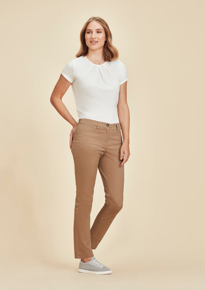 Calça chino feminina Traveller Slim Leg