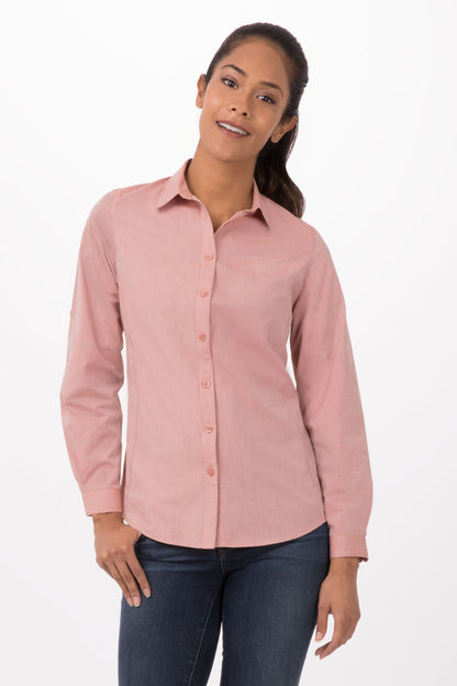Camisa feminina moderna em cambraia
