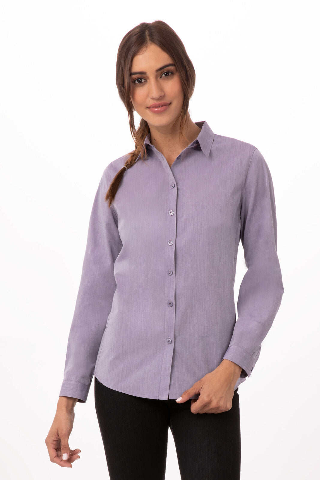 Camisa feminina moderna em cambraia
